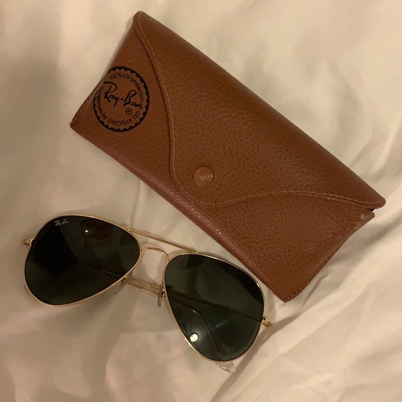 Classic Authentic Ray Ban Aviator Sunglasses - Picture 4 of 4